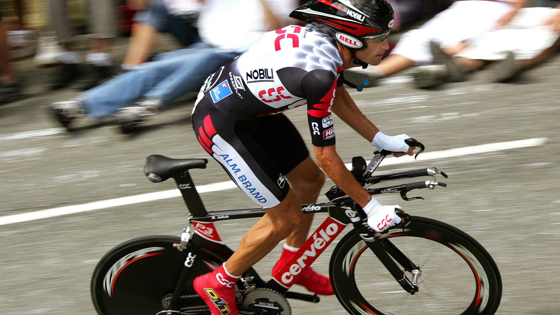 “开幕战风云变幻，谁能捍卫主场荣耀？”，开幕战什么意思